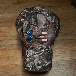 Realtree edition American Flag Under Armour hat